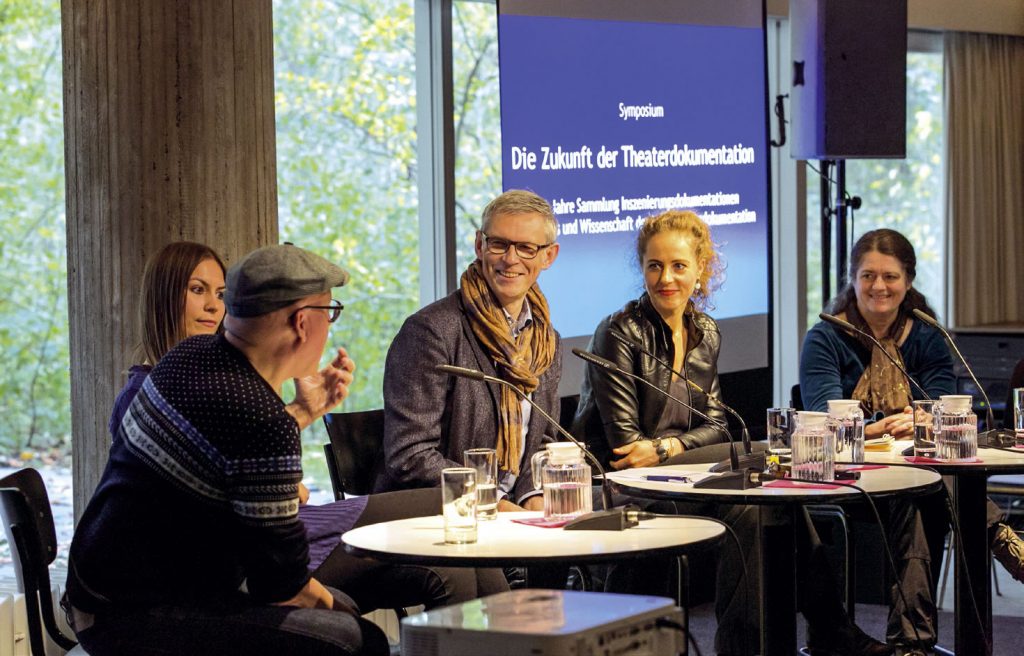 Symposium zur Zukunft der Theaterdokumentation 2017 an der Berliner Akademie der Künste
